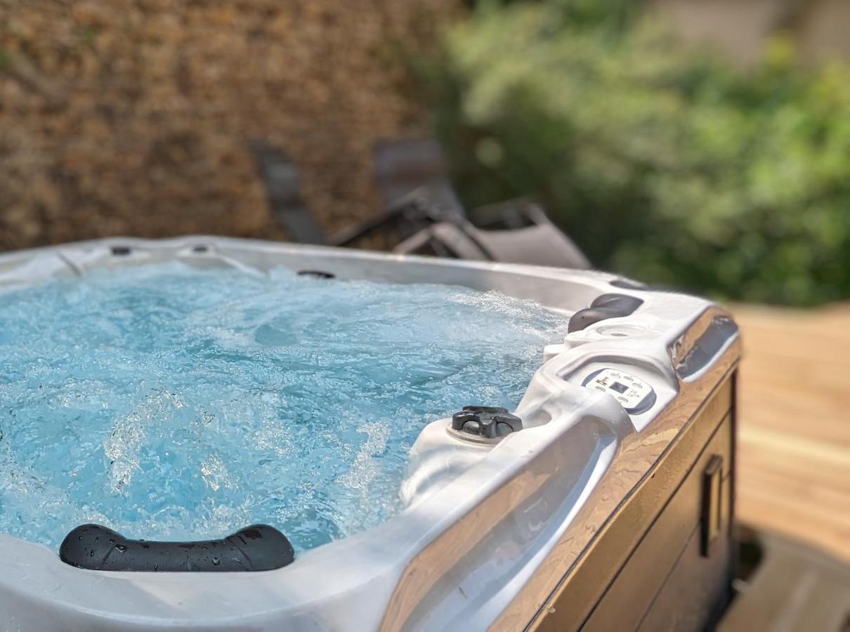 Wonderful House In Sarlat Center With Heated Pool & Jaccuzi Sarlat-la-Canéda Exterior foto