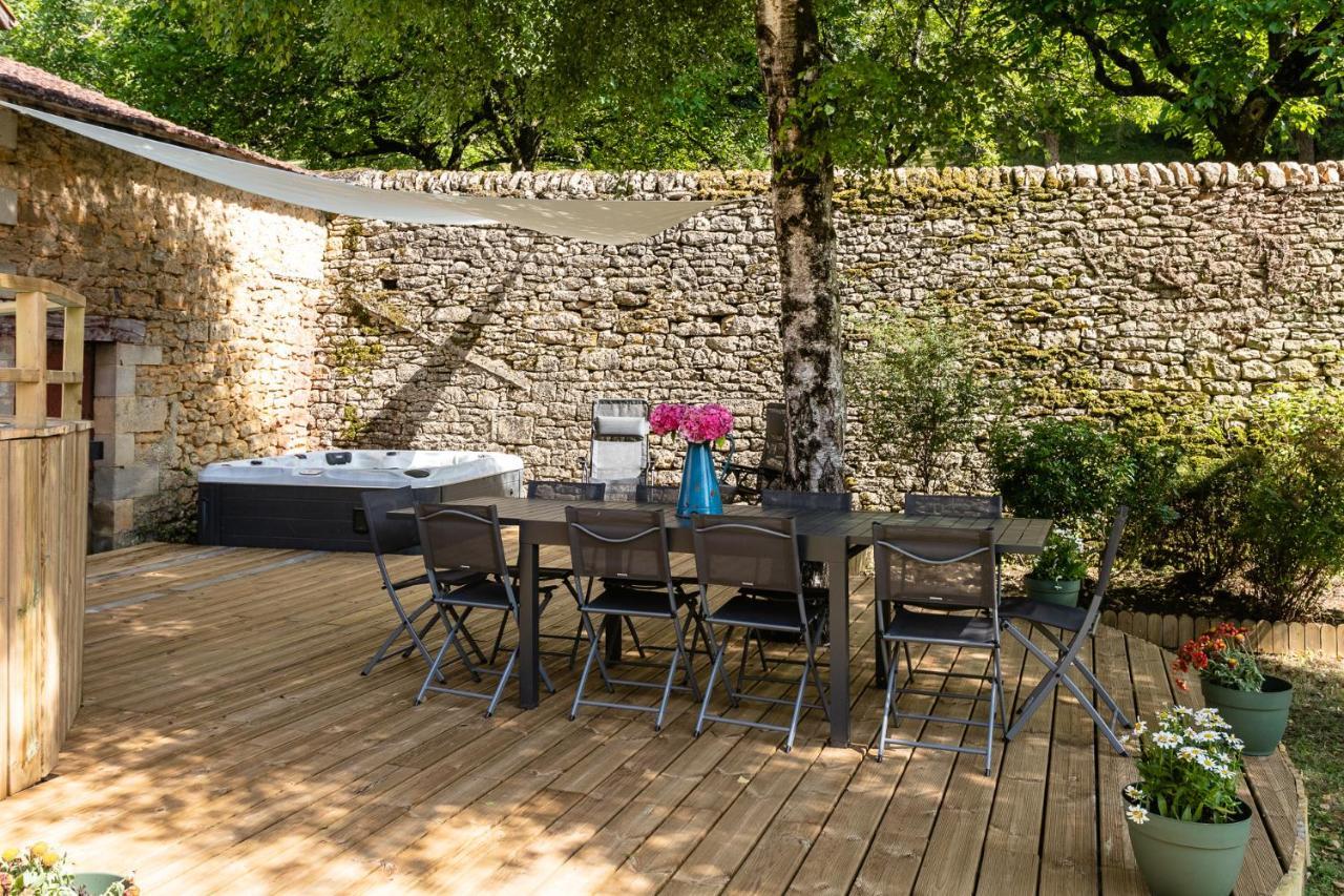 Wonderful House In Sarlat Center With Heated Pool & Jaccuzi Sarlat-la-Canéda Exterior foto